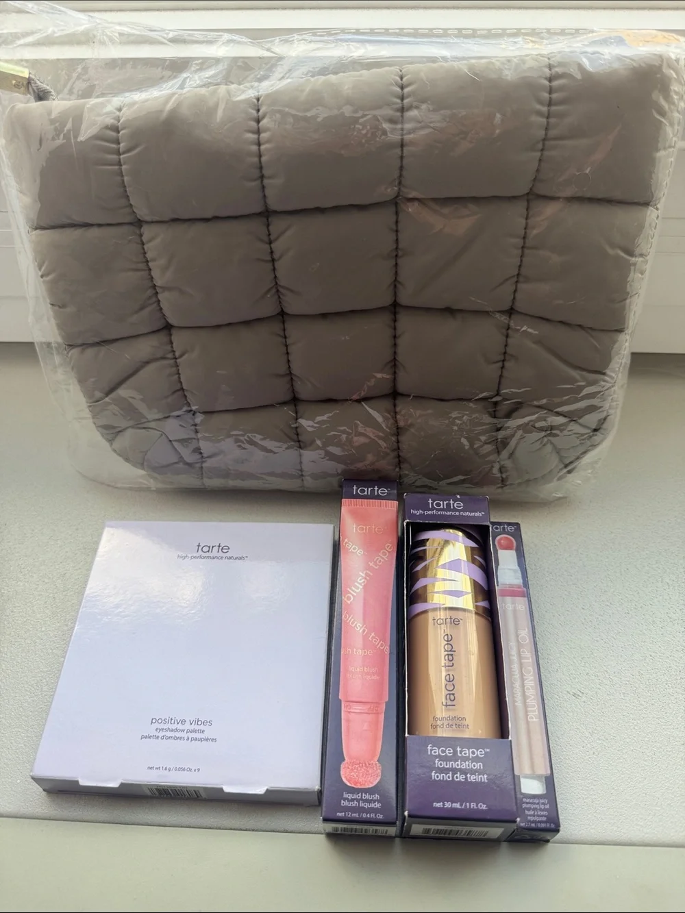 Tarte cosmetic bundle Great deal!